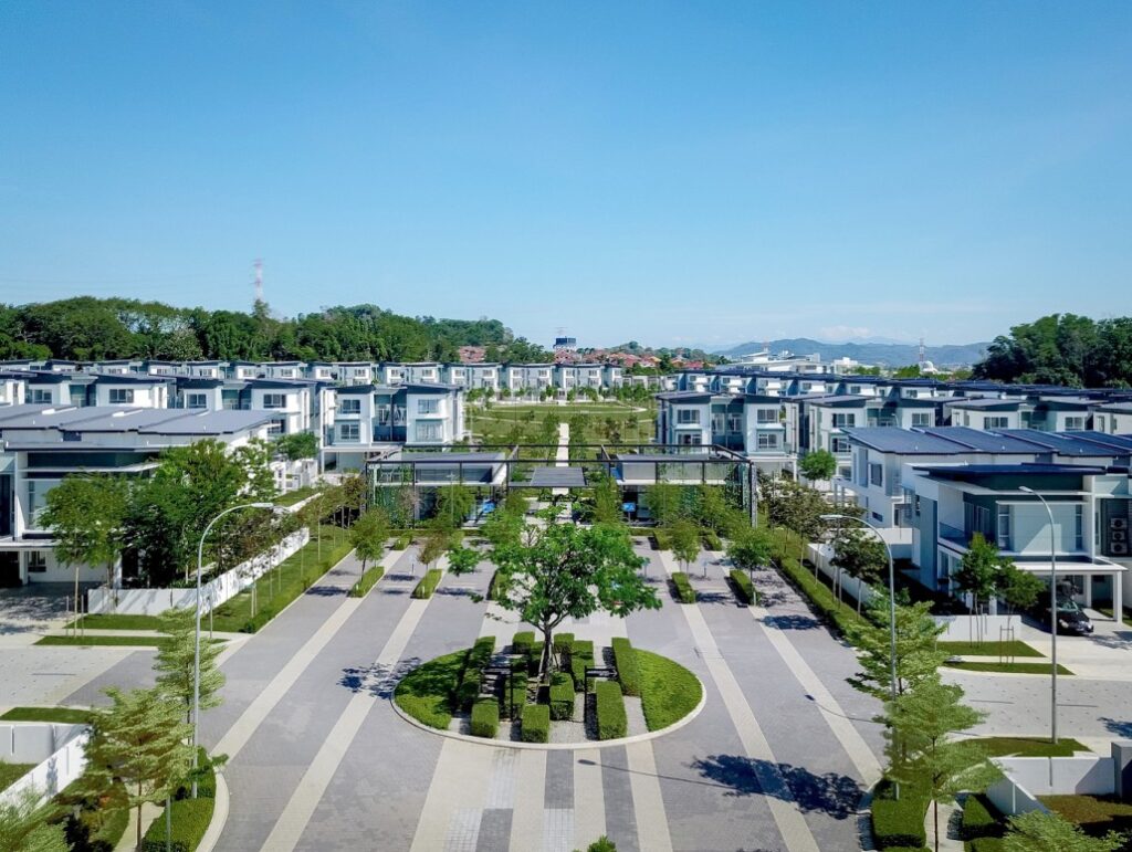 tropicana heights kajang lelong