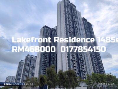 Lakefront Residence