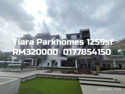 Tiara Parkhomes